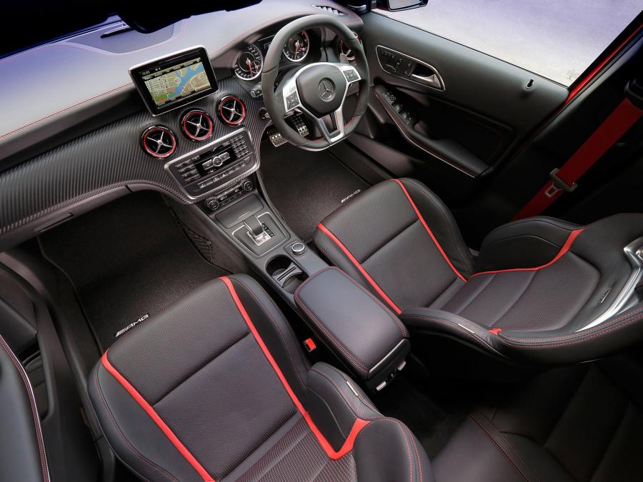  Mercedes-Benz A45 AMG 2013 года  (AU) (фото 17 из 30)